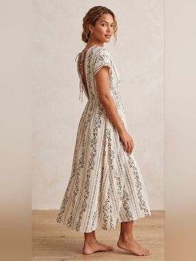 H&M Cover UP OFF White Black Floral Summer Maxi Cotton Vacation Dress M